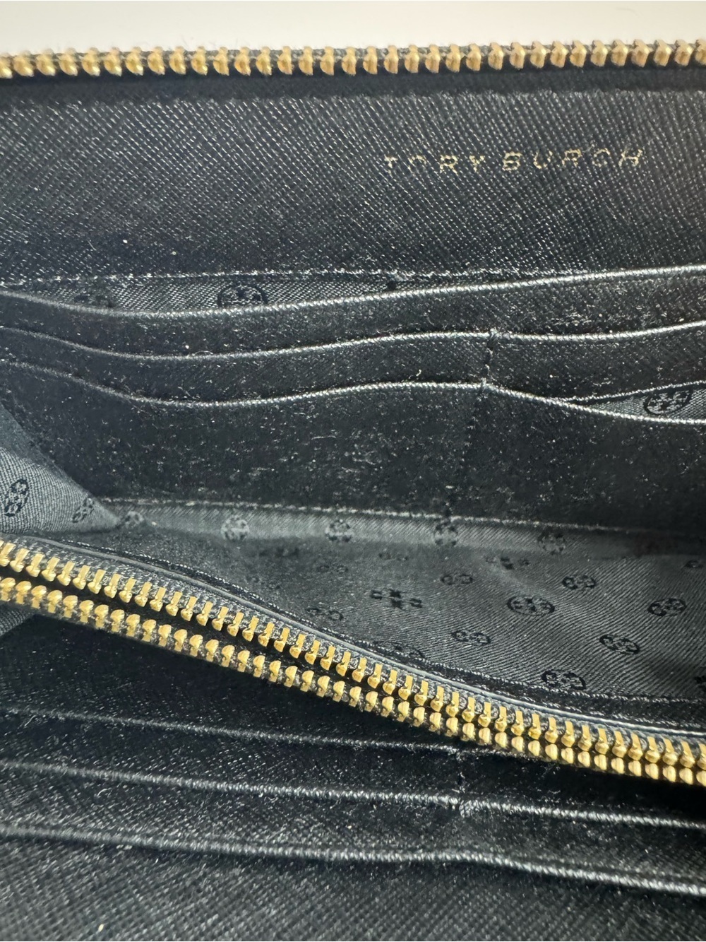 #303 Tory Burch Emerson Zip Around Long Wallet Black Saffiano Leather - Picture 11 of 14
